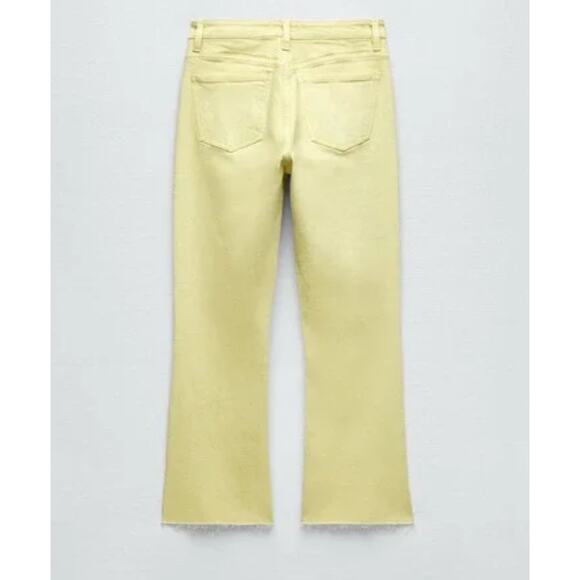 Zara Mid Rise Crop Flare Lime Yellow Stretch Jeans NWT Size 8 - Picture 3 of 15